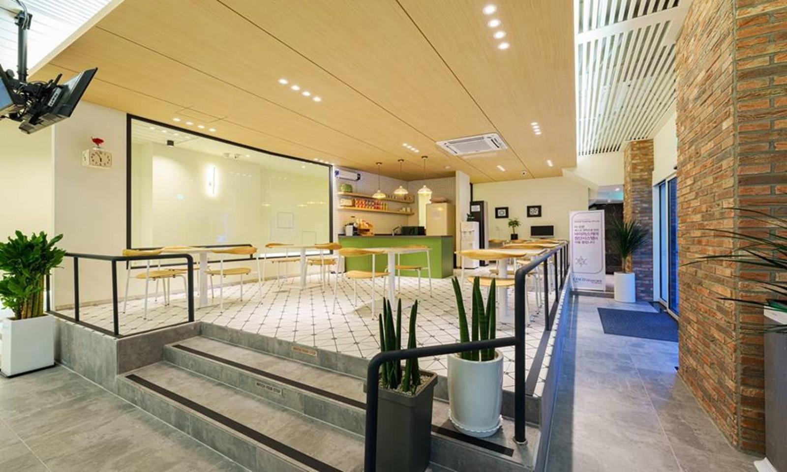 Gumi Time Hotel Exterior photo