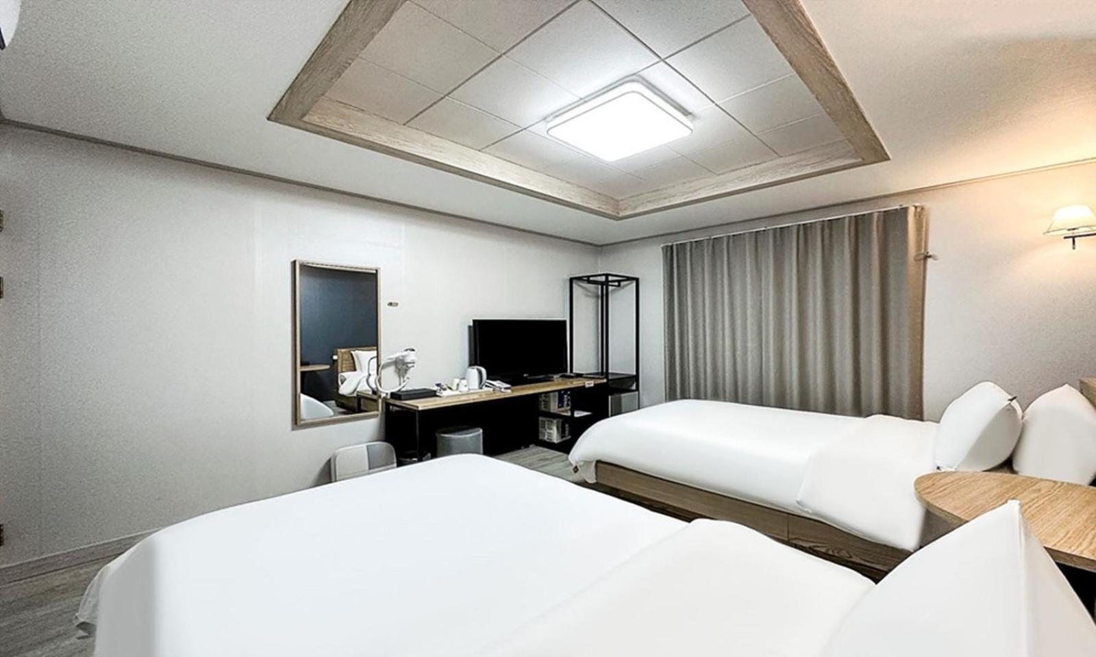Gumi Time Hotel Exterior photo