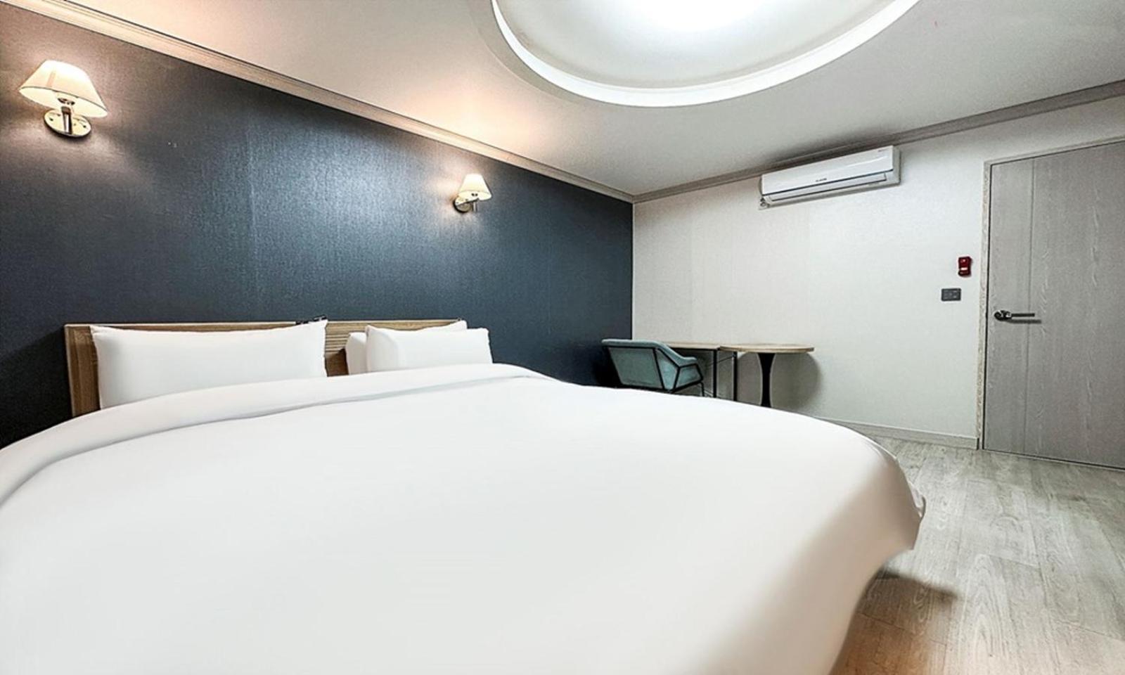 Gumi Time Hotel Exterior photo